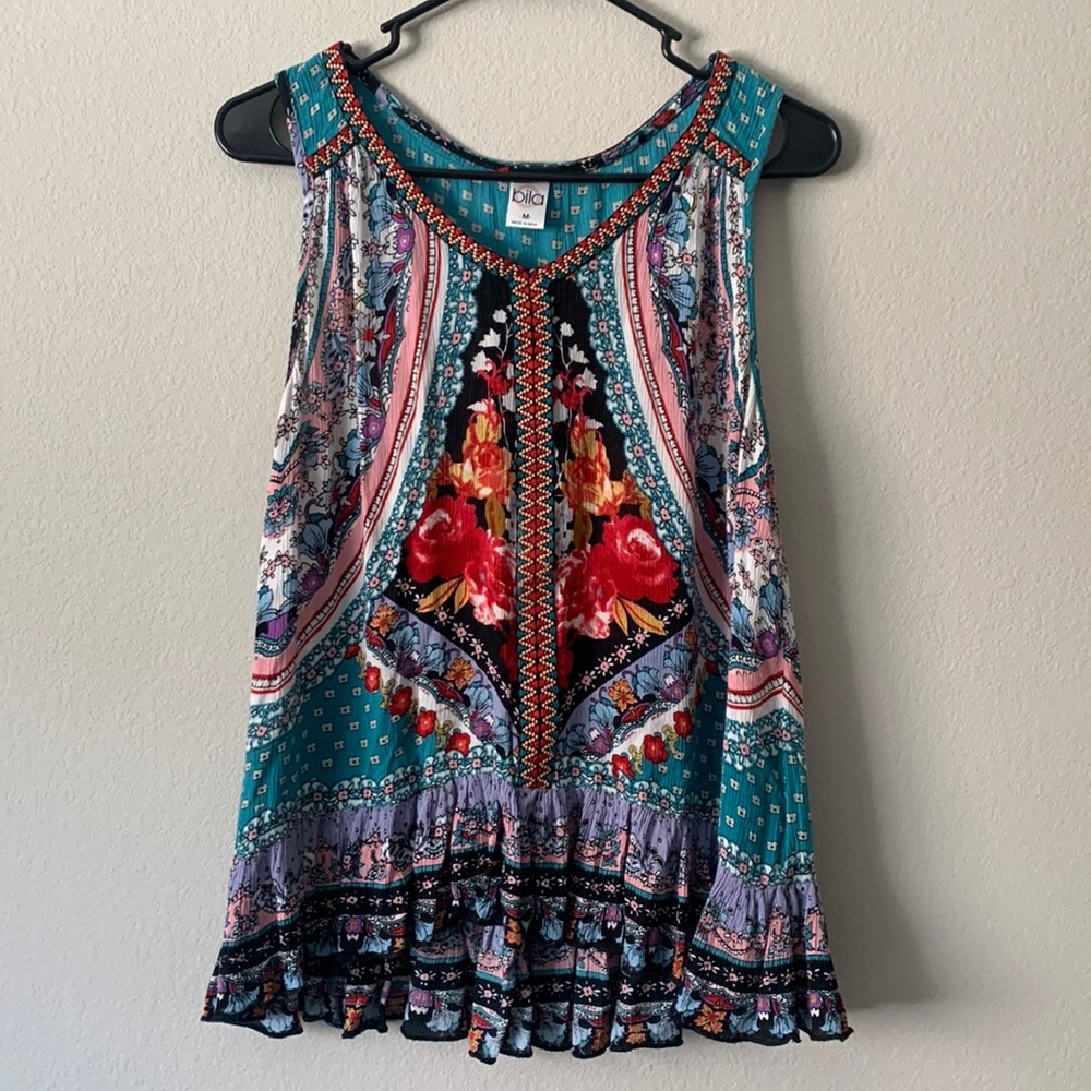 Nils Tank Top with Ruffled Bottom